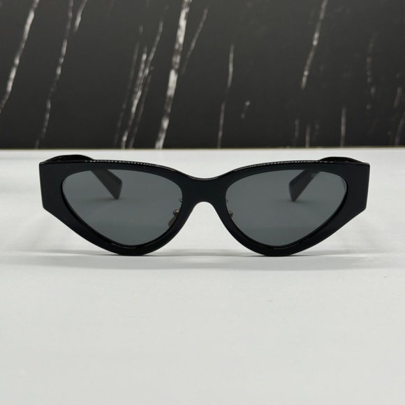 NEW SMU 03Z 1AB5S0 MIU MIU BLACK MU03ZS 1AB5S0 WOMEN SUNGLASSES MU 01ZS 1AB5S0 - Picture 4 of 11